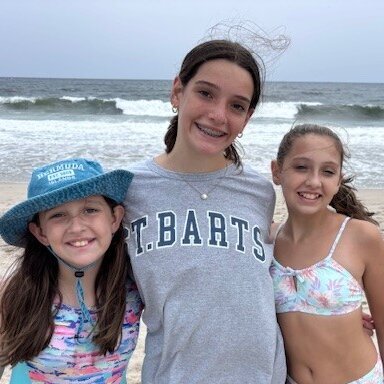 Babysitter/Helper Needed For 3 Children In Warren