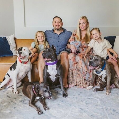 Part-time Nanny/ House Manager Needed For 3 Children In Scottsdale; Must Love Dogs!