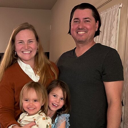 Nanny For 2 Girls In Albuquerque! See Description To Clarify Hours Needed, It's A Split Schedule