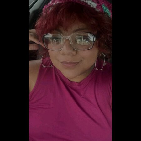 Lesly R.