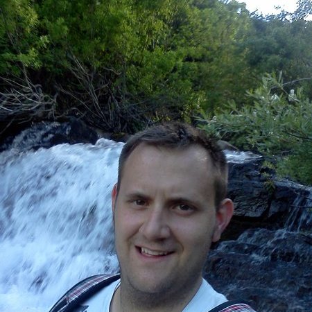 Looking For A English, Math Tutor In Vineyard.