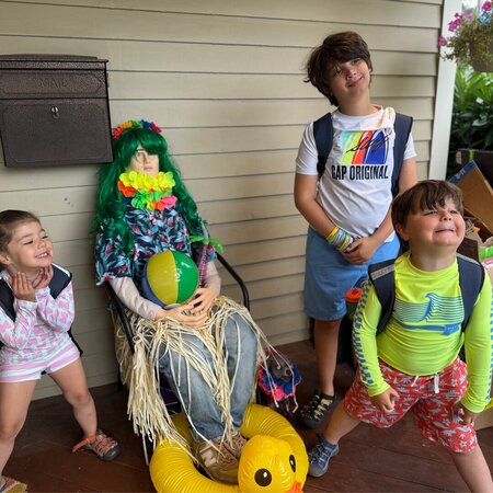 Part-time Nanny/house Manager Needed For 3 Children In Montclair.