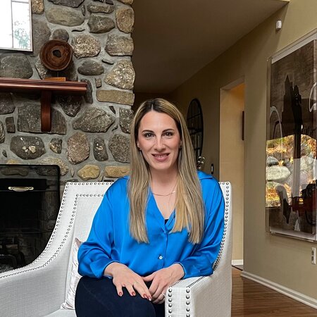 Full Time Nanny Needed For My Son Starrting January2026, In Denville.