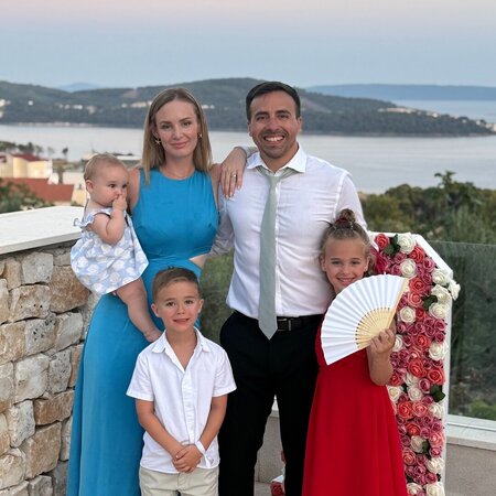 Nanny / Babysitter Needed For One Week