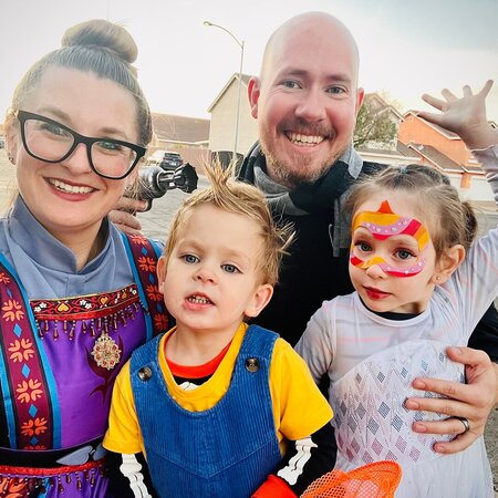 Nanny Needed For 2 Children In South Las Vegas/Henderson Area.