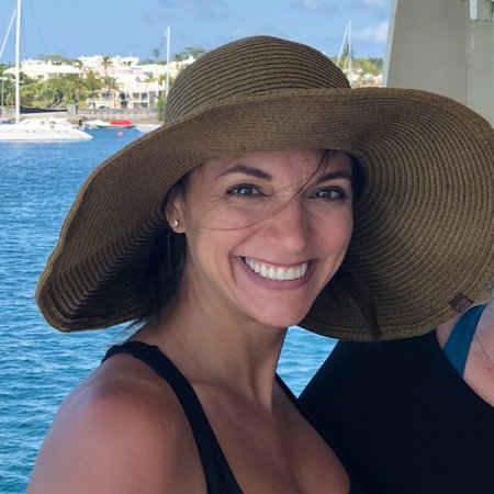 Looking For A Dependable House Cleaner For Family Living In Roslyn Heights