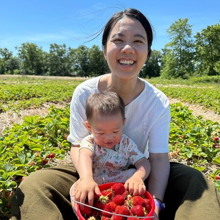 English Turor/Nanny For 3-Year-Old