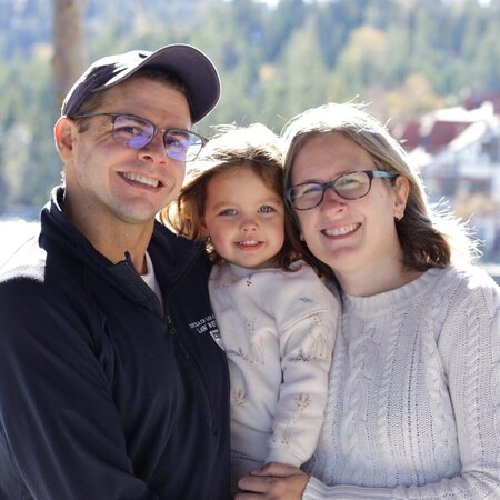 Housekeeper Needed In Van Nuys