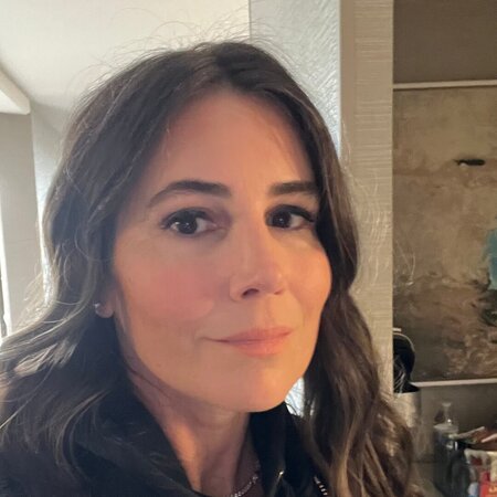 Seeking Housekeeper For Studio City Home 2-3 Days A Week.