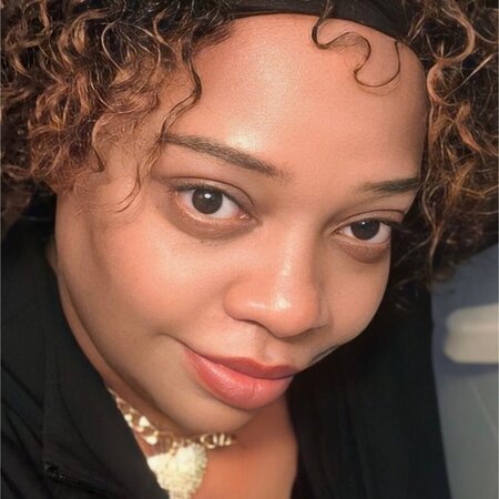 Sherelle R.