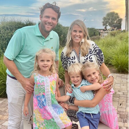 Nanny Needed For Newborn In Naples Starting November 15.