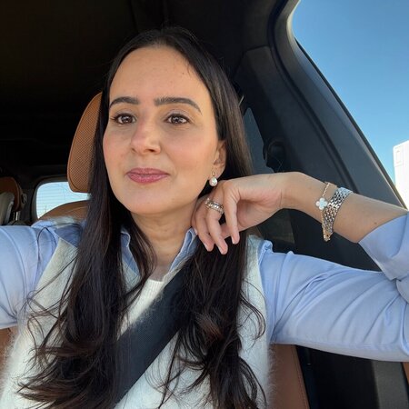 Looking For A House Cleaning And Cooker.