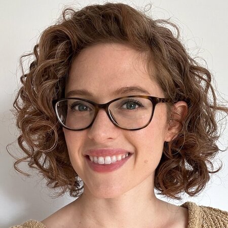 Morning Toddler Sitter / Mothers Helper (Part-Time, Warm & Engaging Home)