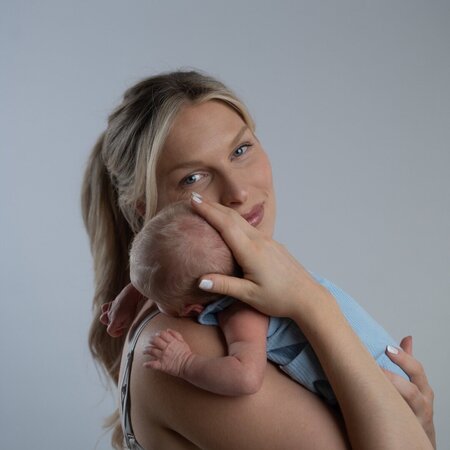 Nightnanny Needed For 1 Infant In Newport Coast.