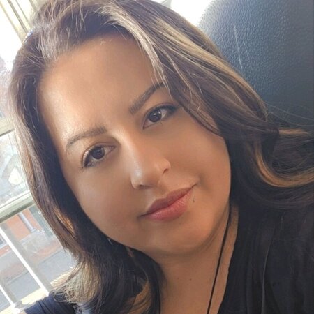 Zaida D.
