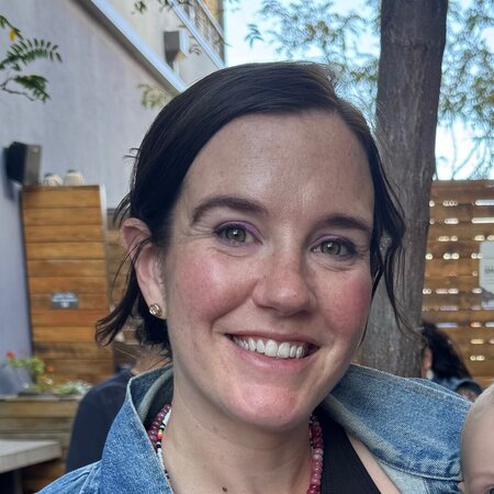 Babysitter Needed For My Infant In Vail.