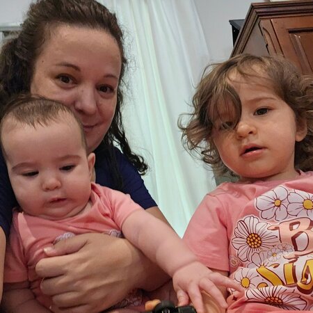 Nanny Needed For 1 Child In Spring.