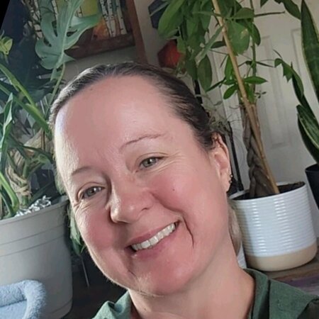 Kristi F.