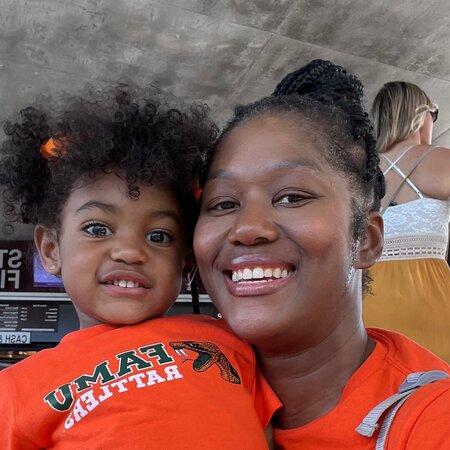 Nanny Needed For 1 Child In Leesburg.