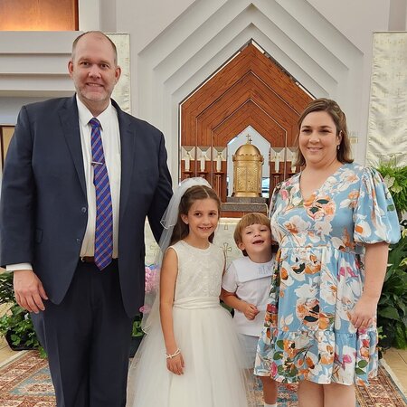 Babysitter Needed For 2 Children In Washington.