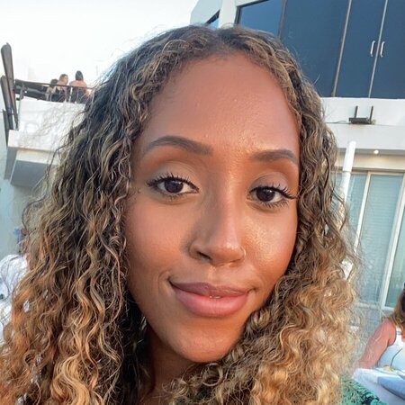 Looking For A Part Time Nanny For My Soon To Be 5 Month Old!