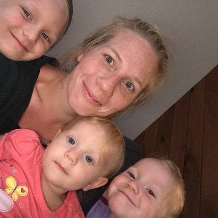 Driving Babysitter Needed For 2 Children In Seattle.