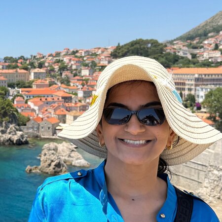 House Helper/assistant Needed On Saturday And Sunday For Couple Of Hours