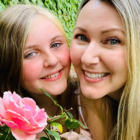 Nanny Needed For 1 Child In Simi Valley.