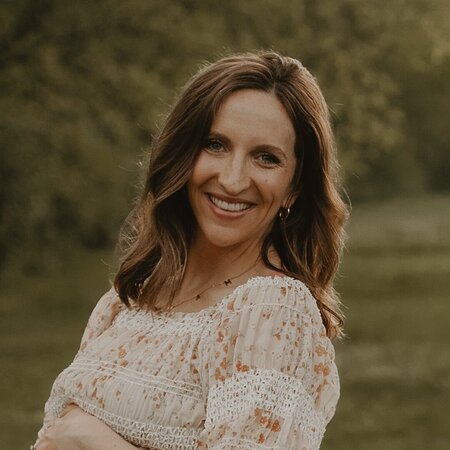 Nanny Needed For 1 Child In Spring Hill.