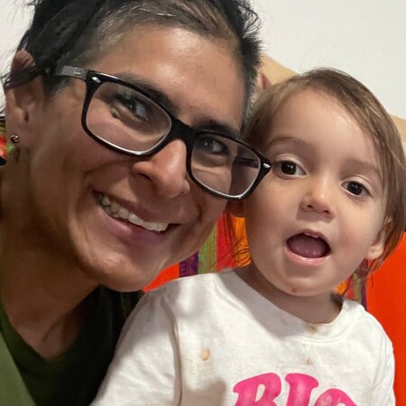 Near South Long-term Sitter/nanny (academic Year)