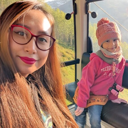 Babysitter Needed For 1 Child In Houston.