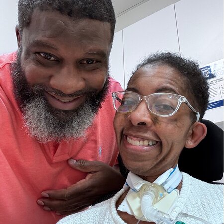 Exceptionally Loving Caregiver Needed For Optimistic ALS Warrior !