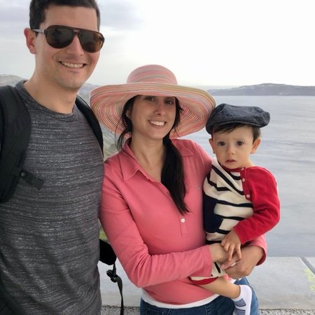 Babysitter Needed For 2 Children In Canoga Park