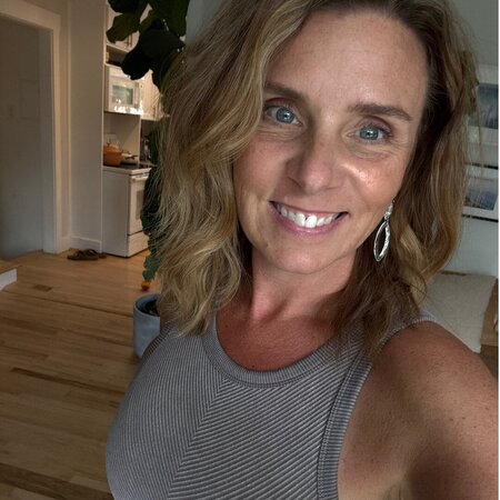 Lori L.