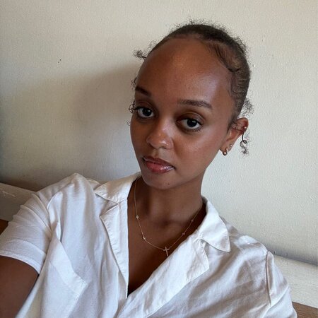 Yohana W.