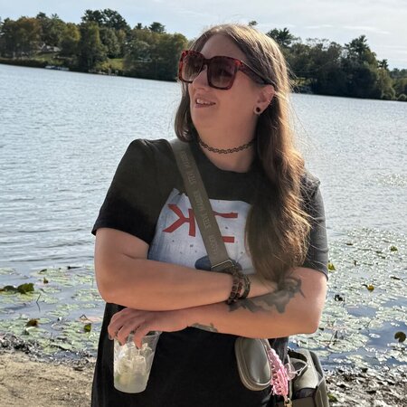 Nanny For 5&2 Y/o Girls, 5 Y/o Will Need To Be Picked Up From School. 4 Days A Week.