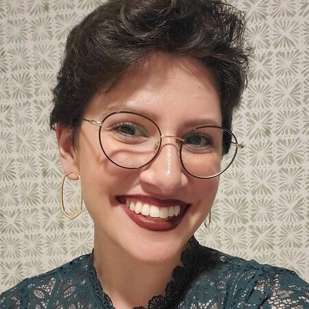 Julia R.