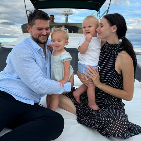 Nanny Needed For 16 Months Twins In Tracy. Overnight Work 8pm-8am