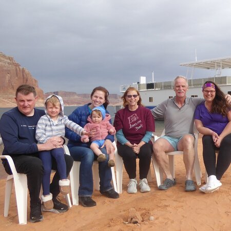 Live-in Home Care Needed For My Mother In Tucson