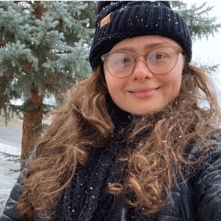 Nina R.