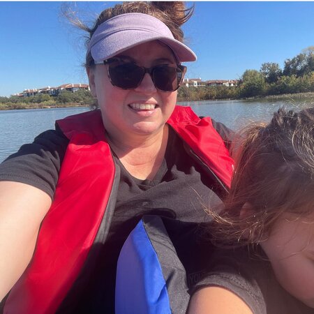 Declutter Buddy Needed!

I Just Need Some Help Getting Things Out Of My House!