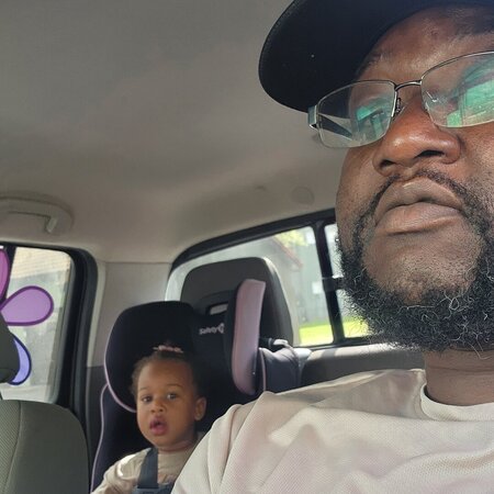 Need Child Pick Up Service From Daycare To Home.  Will Pay Full Hour For A 15 Minute Service