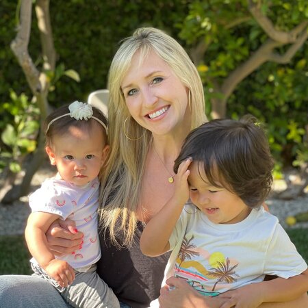 Part-time Nanny Needed For 1 Child In Los Angeles.