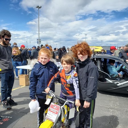 Looking For A Dependable House Cleaner For Family Living In Bayville.