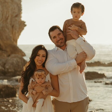 Family In Newport Beach Seeking Part-Time Nanny With Summer Availability